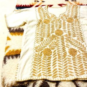 Women’s Handmade Mexican Embroidered Shirt
